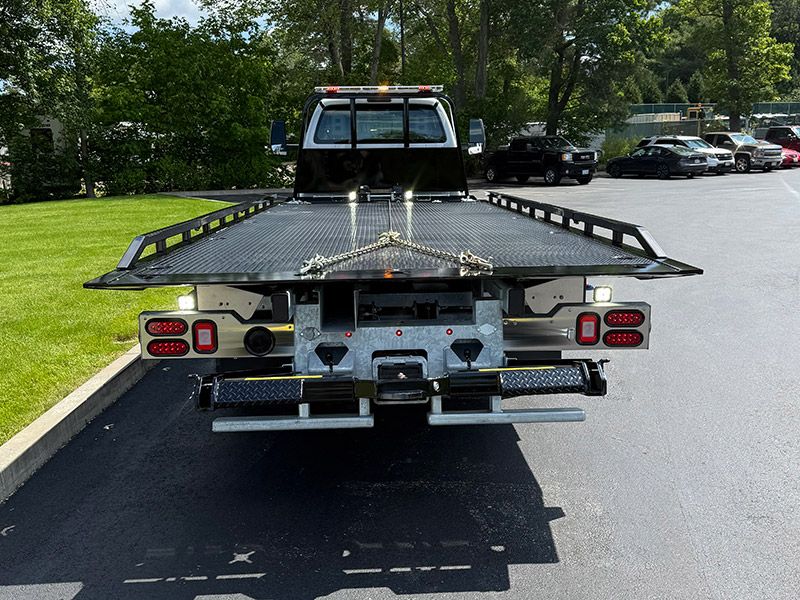 2025 Ford F750 (Key# 1963) 3